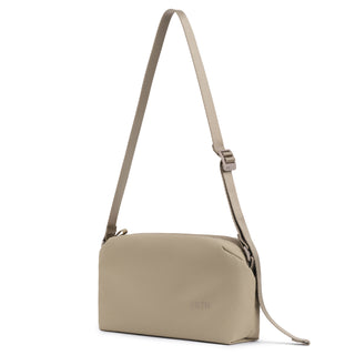 Urth Dolomite Sling<br>クロスボディカメラスリングバッグ 5.1L