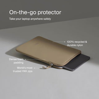 Urth Naos Laptop Sleeves15/16''<br> ラップトップスリーブ15/16インチ