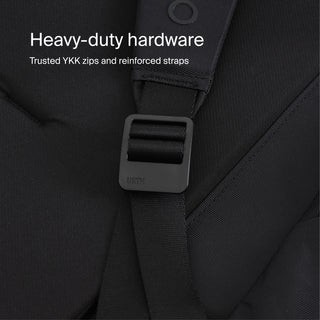 Urth Arkose Backpack<br>モジュラー型カメラ用デイリーバックパック20L