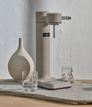 サンドベージュ