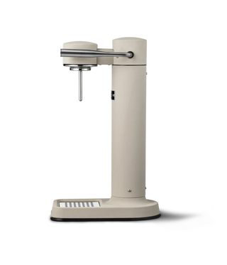 サンドベージュ