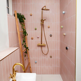 ダスティオリーブ