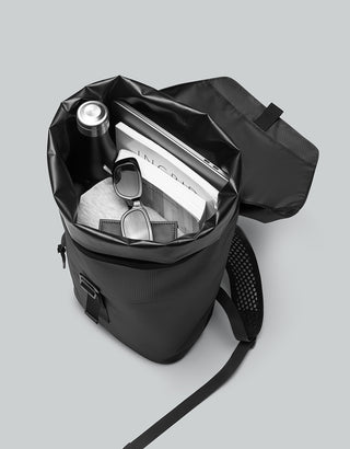 【限定モデル】Lightweight DuoSeal Flap Backpack 14"（ライトウェイトデュオシールフラップバックパック）
