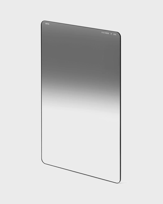 Urth 100 x 150mm Square Soft Graduated ND Filter Plus<br>角型 100 x 150mm ソフトグラデーション NDフィルター プラス