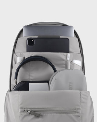 Urth Arkose Camera Backpack Set<br>モジュラー型カメラ用バックパック20L + カメラインサート