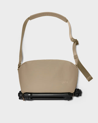 Urth Dolomite 8L Camera Sling<br>ドロマイト クロスボディ カメラ スリングバッグ 8L
