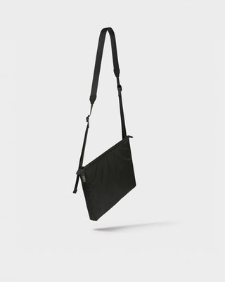 Urth Utility Sacoche Bag<br>ユーティリティ サコッシュバッグ(1.4L)