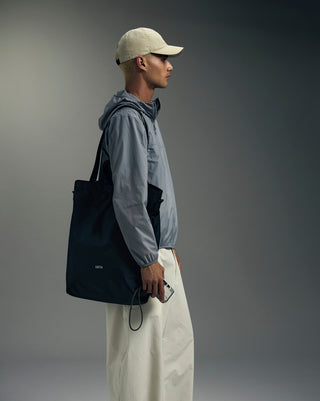 Urth Aerolite Tote<br>エアロライト トートバッグ