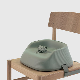 HANNIE The Portable High Chair ｜ブースターチェア