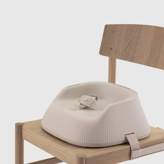 HANNIE The Portable High Chair ｜ブースターチェア