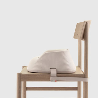 HANNIE The Portable High Chair ｜ブースターチェア