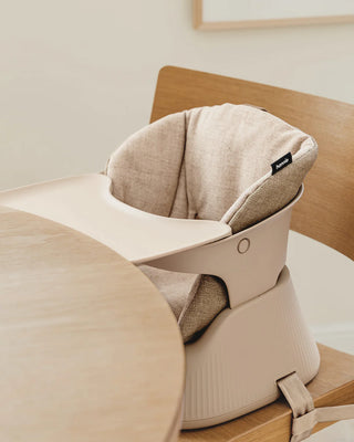 HANNIE The Portable High Chair ｜ブースターチェア